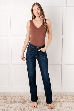 ONLINE EXCLUSIVE: Alaina High Rise Classic Straight Jeans