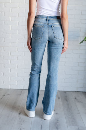 ONLINE EXCLUSIVE: Alana Mid Rise Clean Bootcut Jeans