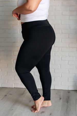 ONLINE EXCLUSIVE: Do The Most V Front Leggings