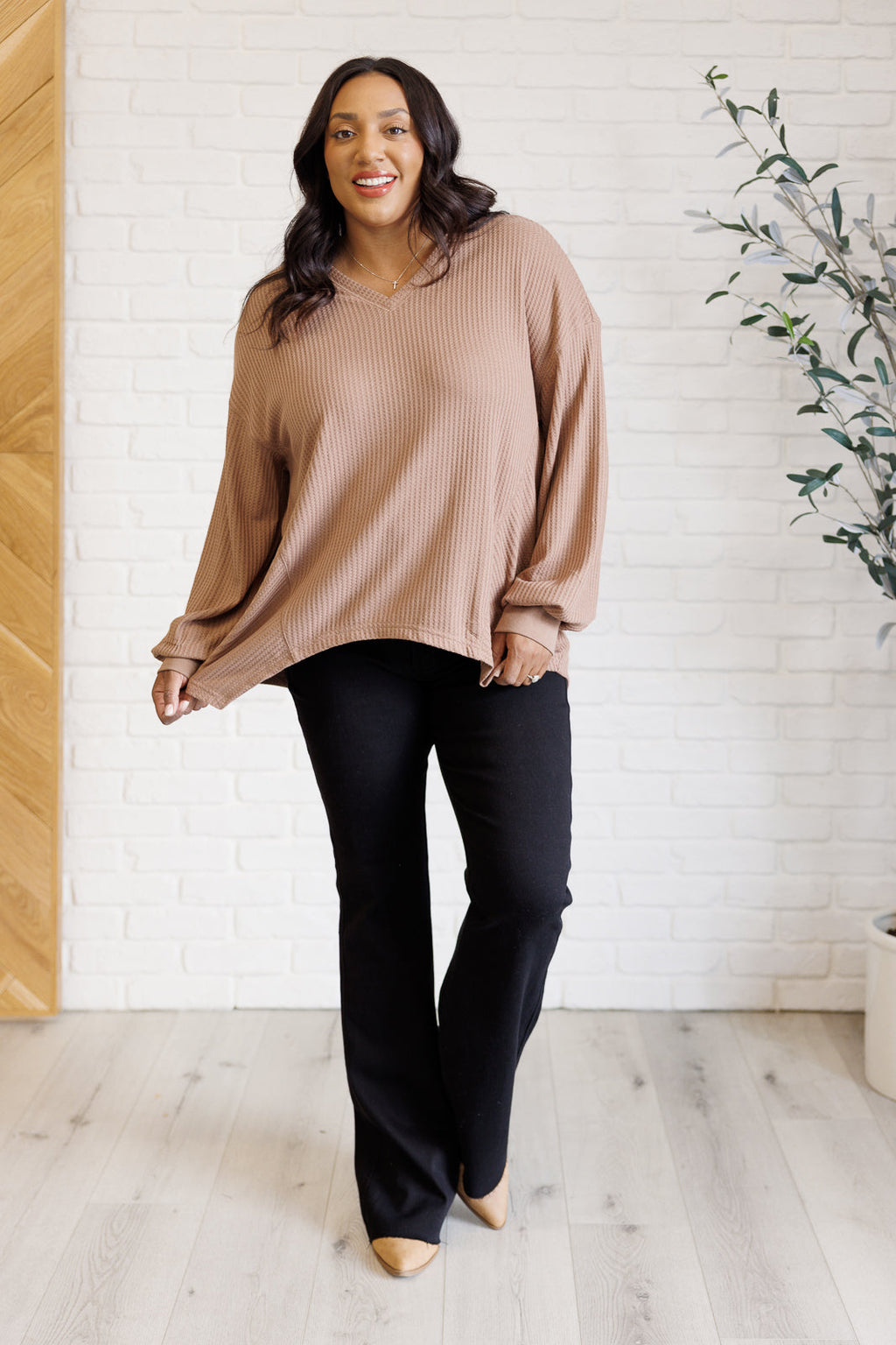 ONLINE EXCLUSIVE: Good Things Are Coming V-Neck Top in Coffee