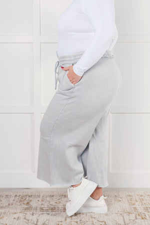 ONLINE EXCLUSIVE: In or Out Wide Leg Cropped Pants in Light Grey