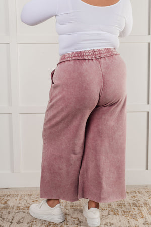 ONLINE EXCLUSIVE: In or Out Wide Leg Cropped Pants in Light Rose