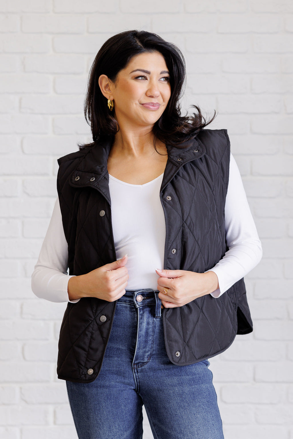 ONLINE EXCLUSIVE: Layering Queen Quilted Puffer Vest in Black