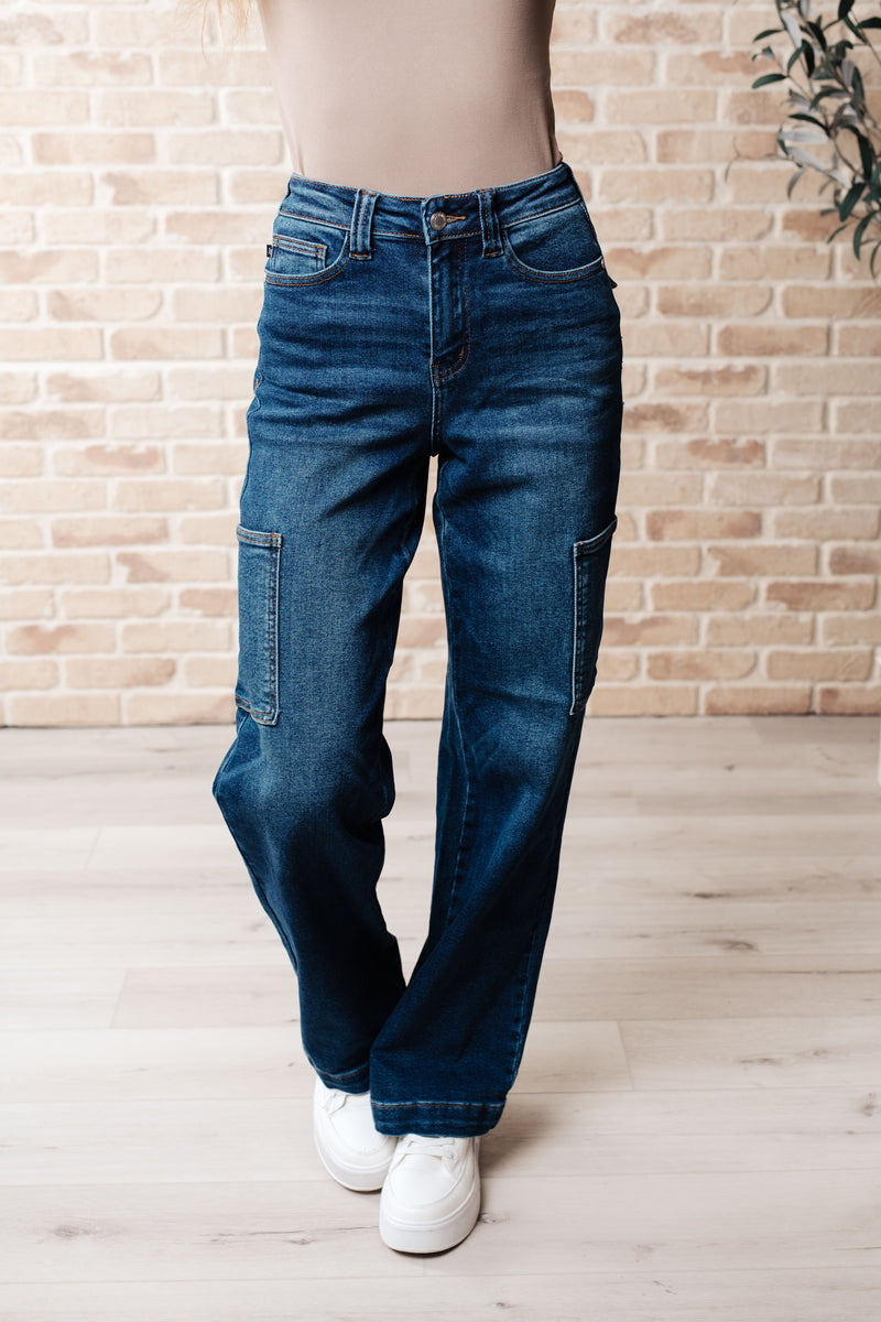 ONLINE EXCLUSIVE: Leila High Rise Cargo Straight Jeans