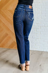 ONLINE EXCLUSIVE: Montana High Rise Rigid Magic Distressed Straight Jeans