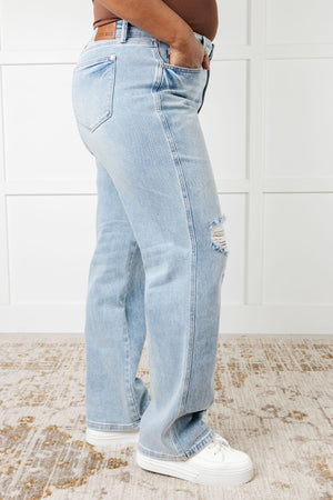 ONLINE EXCLUSIVE: Patricia High Rise Rigid Magic 90's Straight Jeans