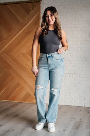 ONLINE EXCLUSIVE: Patricia High Rise Rigid Magic 90's Straight Jeans