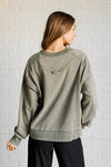 ONLINE EXCLUSIVE: Quick Fix Mineral Wash Crew Neck Pullover in Army Green