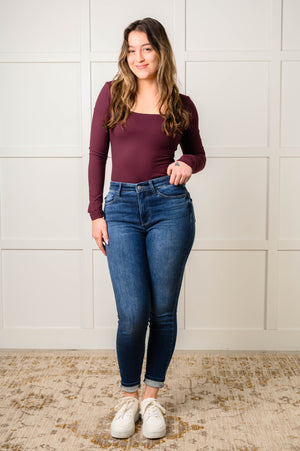 ONLINE EXCLUSIVE: Skylar Mid Rise Thermal Vintage Skinny Jean