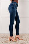 ONLINE EXCLUSIVE: Skylar Mid Rise Thermal Vintage Skinny Jean