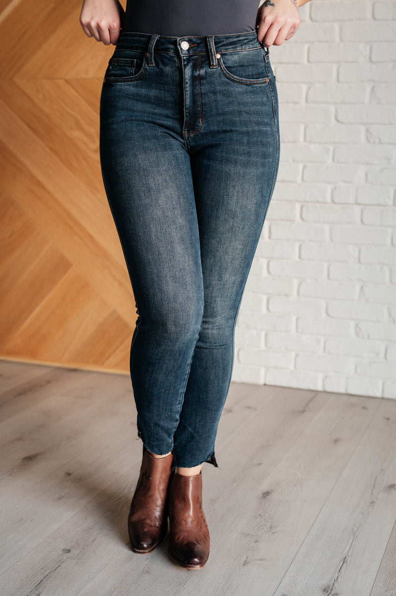 ONLINE EXCLUSIVE: Tessa High Rise Control Top Step Hem Skinny Jeans