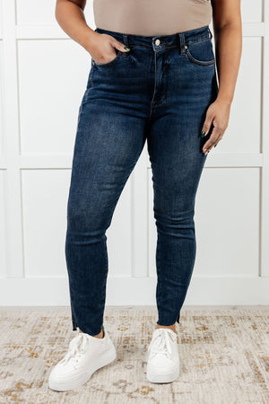 ONLINE EXCLUSIVE: Tessa High Rise Control Top Step Hem Skinny Jeans