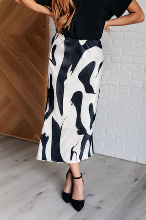 ONLINE EXCLUSIVE: Thoroughly Modern Plisse Midi Skirt